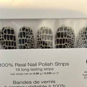 💅 Hiss and Makeup Color Street NIP